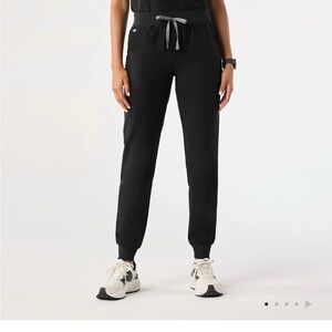 Women's FIGS Scrub bottoms (Joggers)
